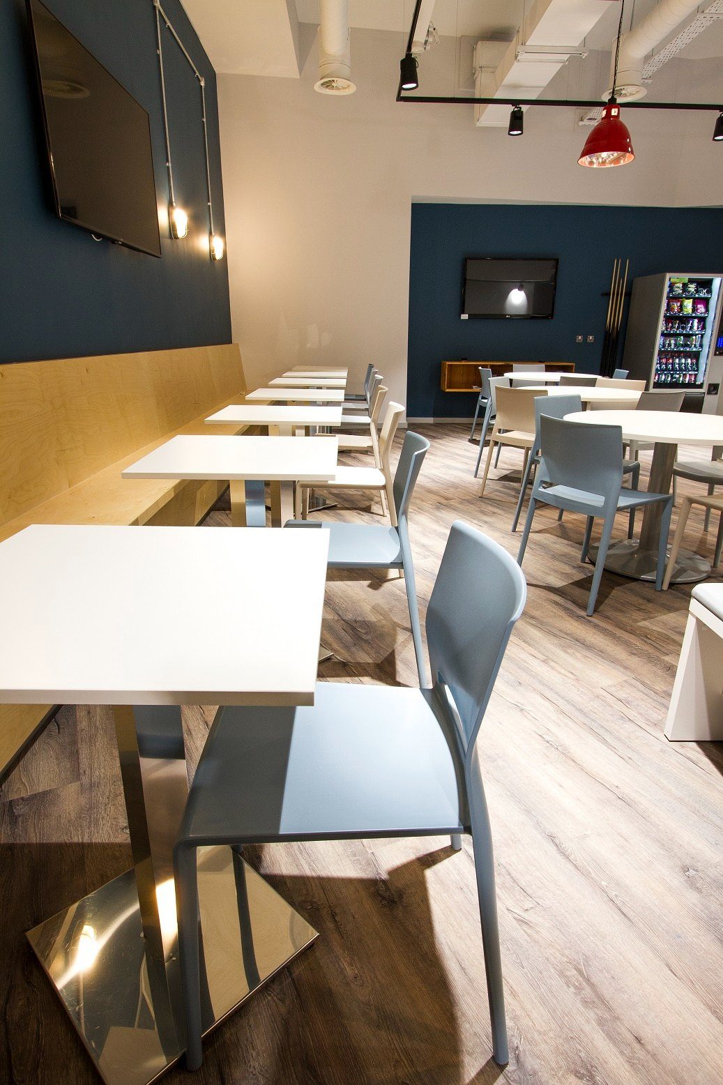 Designer Group fit-out, image 5