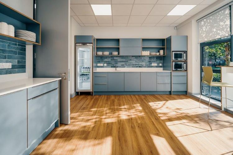 Abbott fit-out, image 5